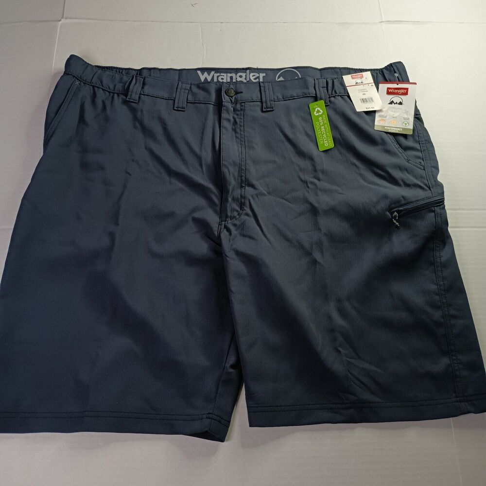 Wrangler Performance Zip Cargo Shorts Relaxed Fit Men's Size 48 Blue 10” inseam
